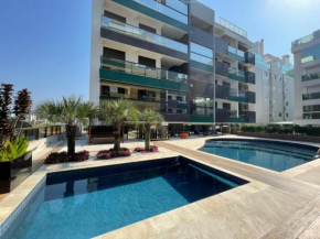 Apartamento amplo bem equipado